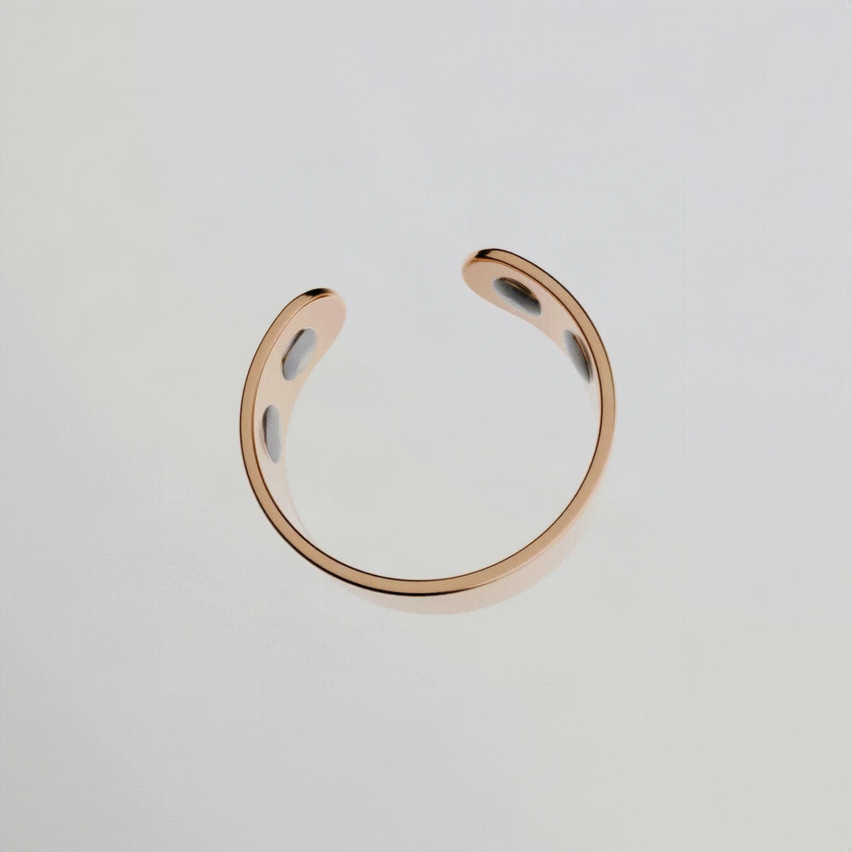 Lunore Ring — For Hands That Won't Sit Still
