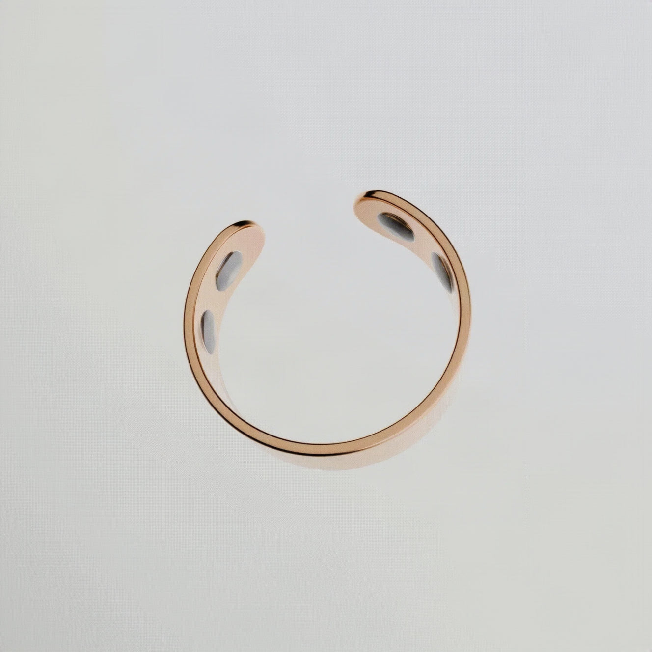 Lunore Ring — For Hands That Won't Sit Still