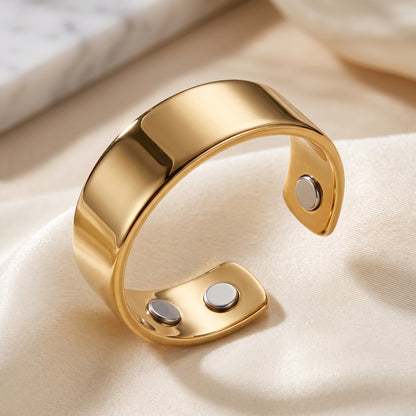 Lunore Ring — For Hands That Won't Sit Still
